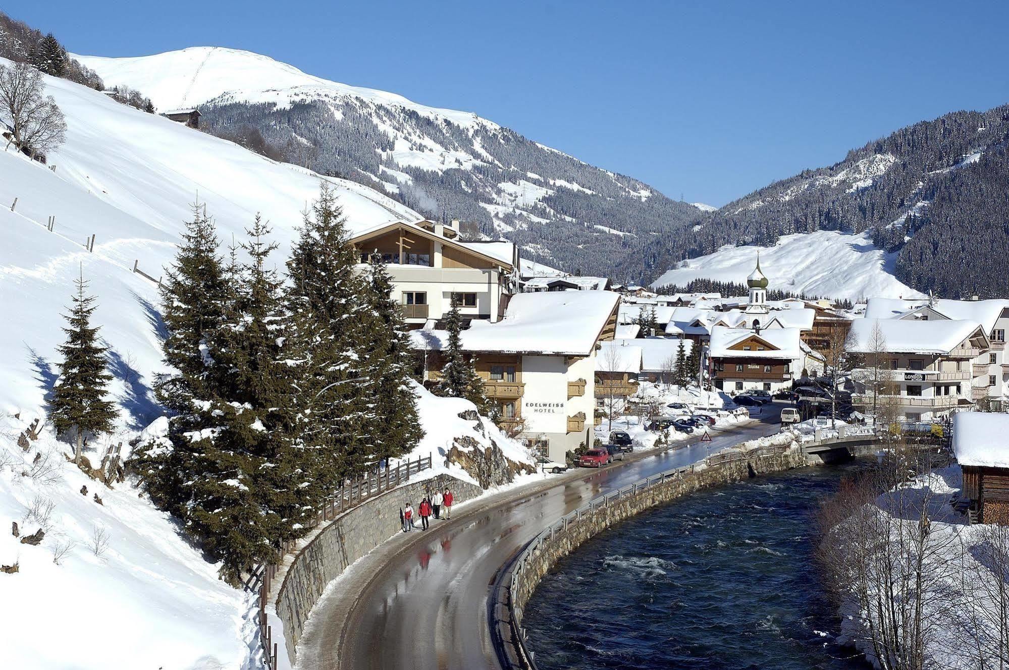 Alpenherz Hotel Garni Gerlos Exterior foto