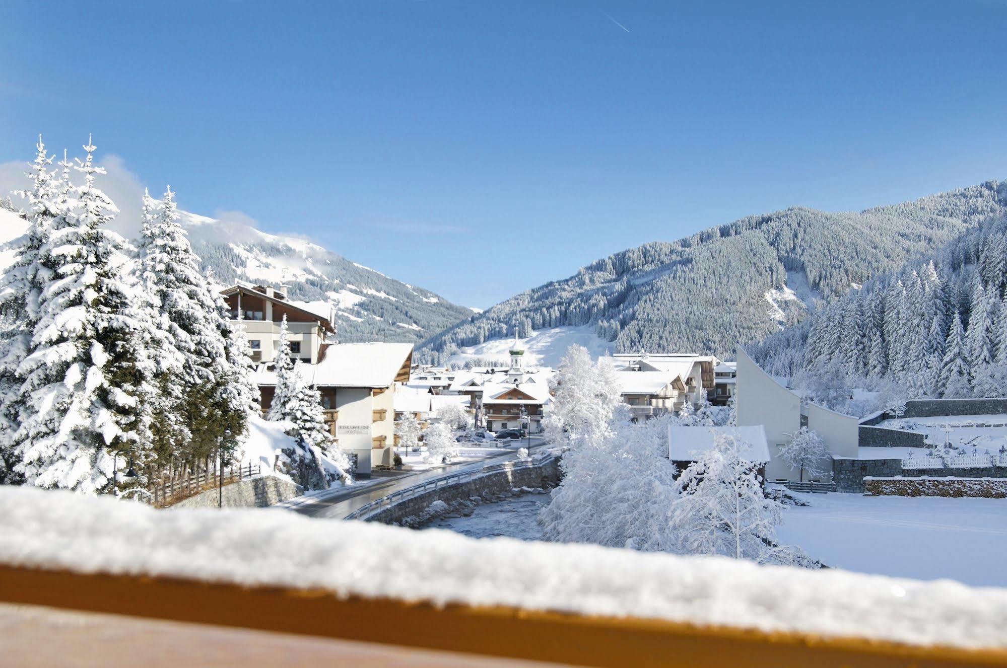 Alpenherz Hotel Garni Gerlos Exterior foto